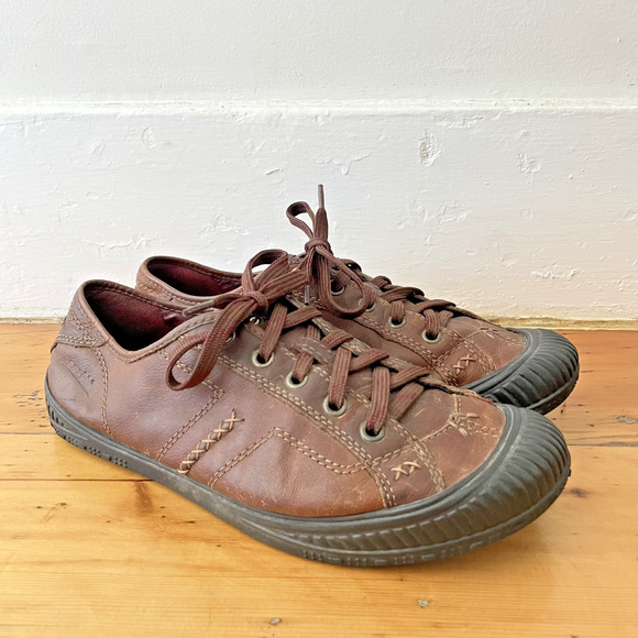 Vintage Earth Shoes Leather Sneakers Retro Low Top Lace‎ Up Rubber Sole Y2K 8B - Picture 1 of 11